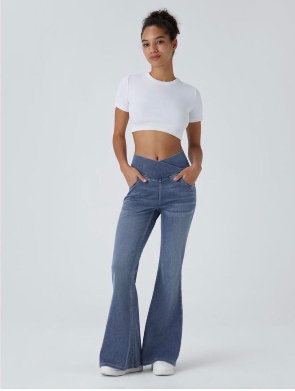 Halara Flex Crossover Waist High Rise Flare Jeans NWOT XS Reg